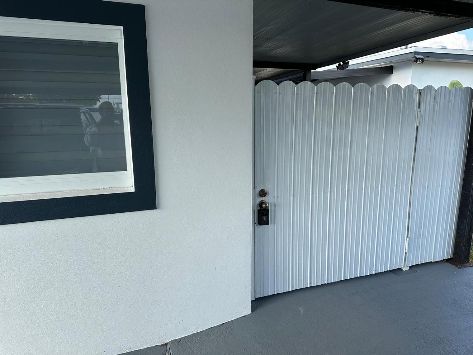 Adrien Guest Studio Miami Gardens Eksteriør billede